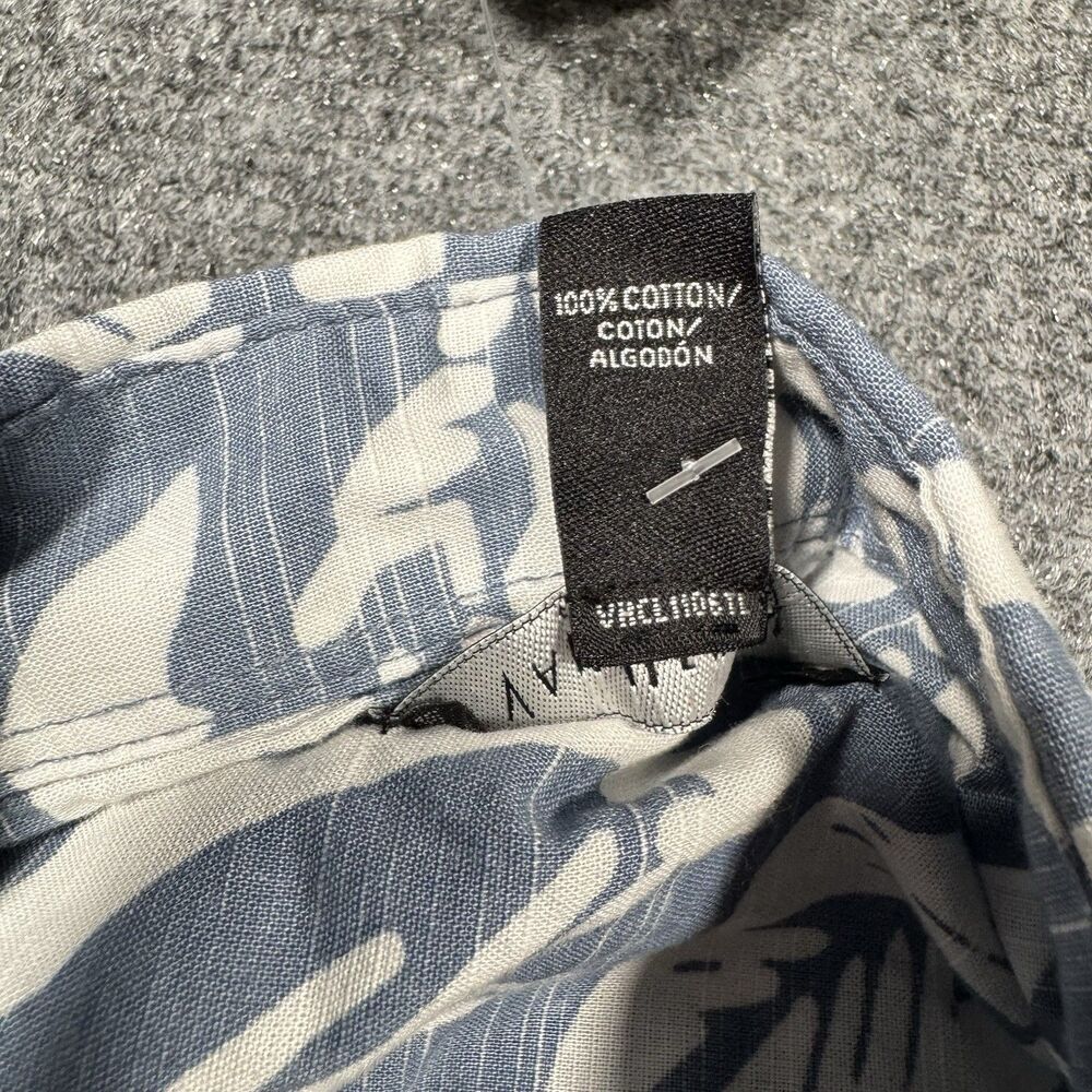 Van Heusen Hawaiian Aloha Shirt Floral Blue Jean Whitewash 2XL XXL 18-18 1/2 - Picture 5 of 7